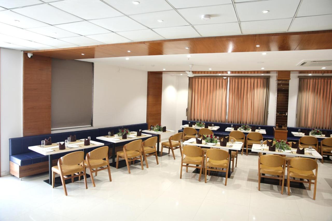 Lords Eco Inn, Ambaji Εξωτερικό φωτογραφία