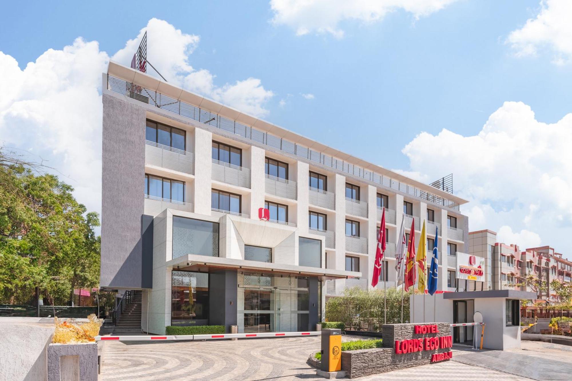 Lords Eco Inn, Ambaji Εξωτερικό φωτογραφία